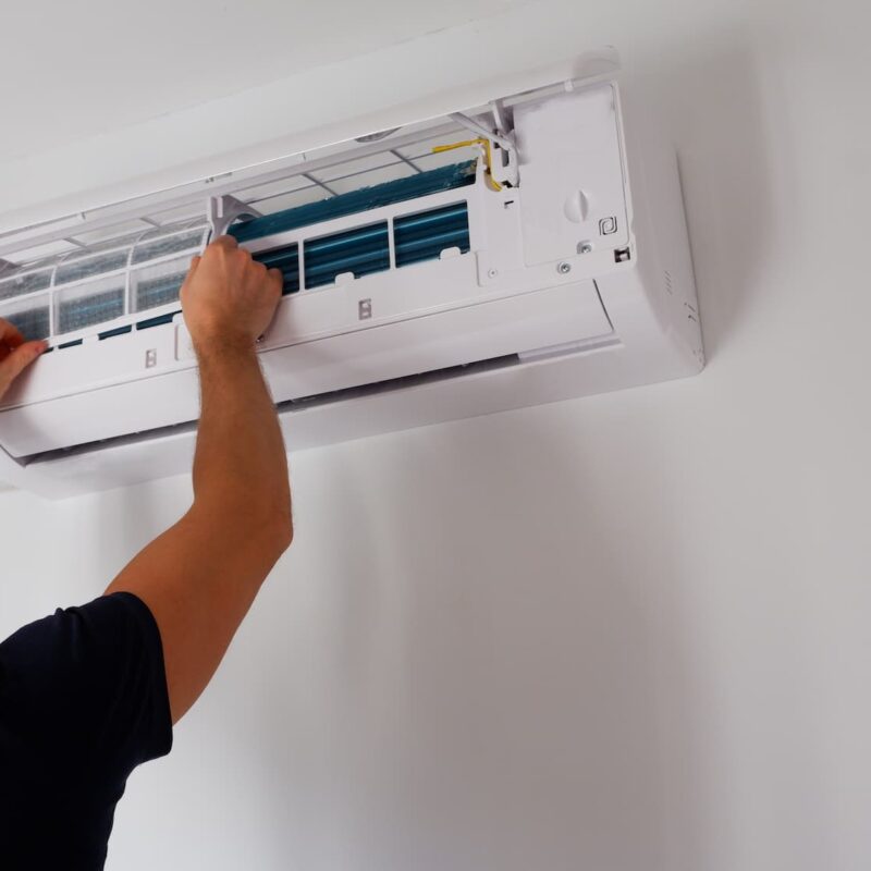 CLIMATISATION_ISNTALLATION 800X800 | HD Energy Comment assurer une installation optimale de votre climatisation pour un confort maximal ? Colmar